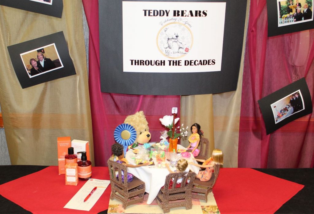 Teddy Bear Tea display
